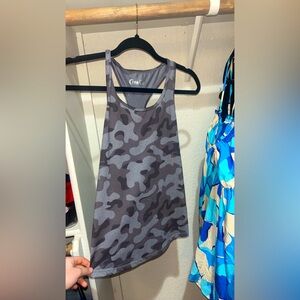 black and gray camo tank, zyia size xs